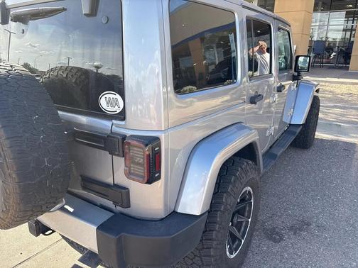 2013 Jeep Wrangler Unlimited Sahara