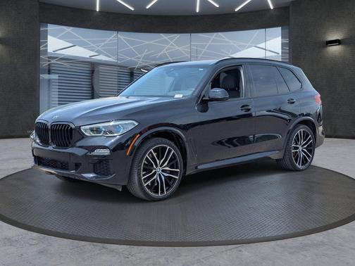 Black 2020 BMW X5 M50i