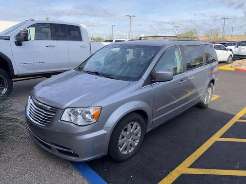 2015 Chrysler Town & Country Touring