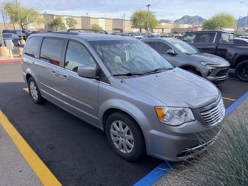 2015 Chrysler Town & Country Touring