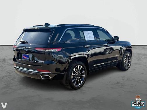2022 Jeep Grand Cherokee Overland