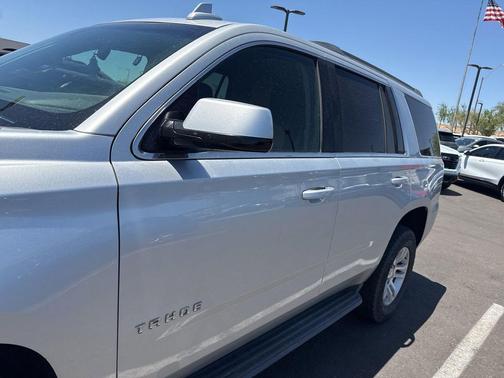 Silver Ice Metallic 2017 Chevrolet Tahoe LS