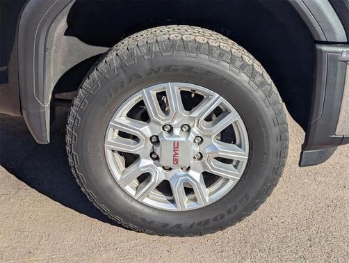 2024 GMC Sierra 2500 SLT