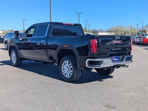 2024 GMC Sierra 2500 SLT