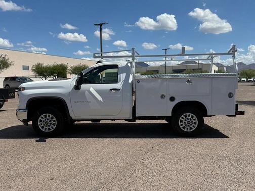 2025 Chevrolet Silverado 2500 WT