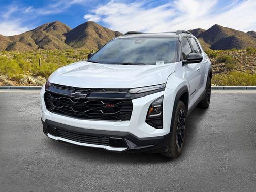 Polar White Tricoat 2026 Chevrolet Equinox FWD RS