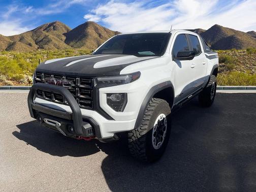 2023 GMC Canyon AT4X