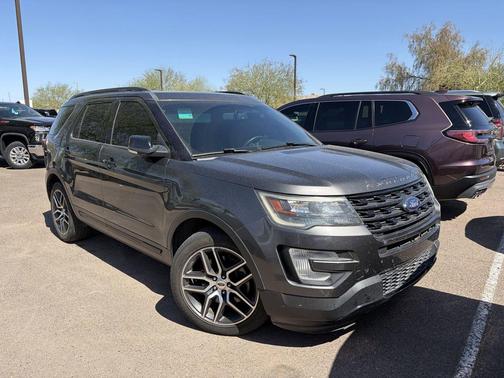 Ingot Silver Metallic 2017 Ford Explorer sport
