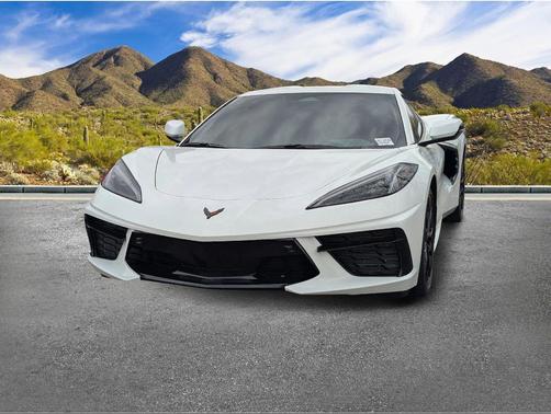 2026 Chevrolet Corvette Stingray w/2LT