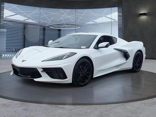 2026 Chevrolet Corvette Stingray w/2LT