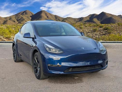 2023 Tesla Model Y Long Range Dual Motor All-Wheel Drive