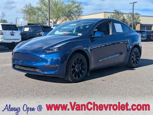 2023 Tesla Model Y Long Range Dual Motor All-Wheel Drive