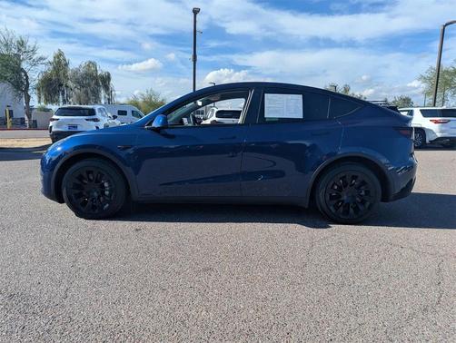 2023 Tesla Model Y Long Range Dual Motor All-Wheel Drive