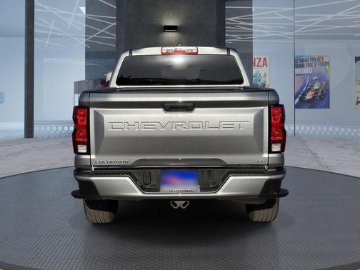 Sterling Gray Metallic 2024 Chevrolet Colorado LT