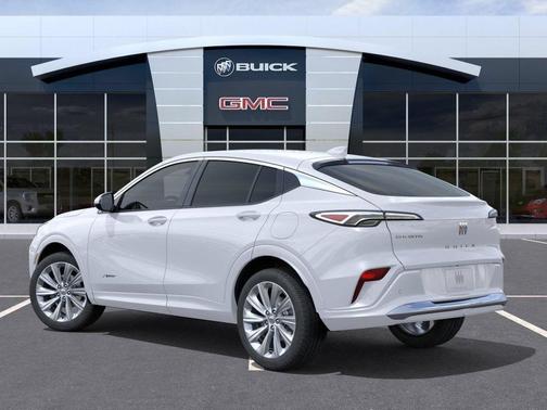 White Frost Tricoat 2026 Buick Envista Avenir FWD