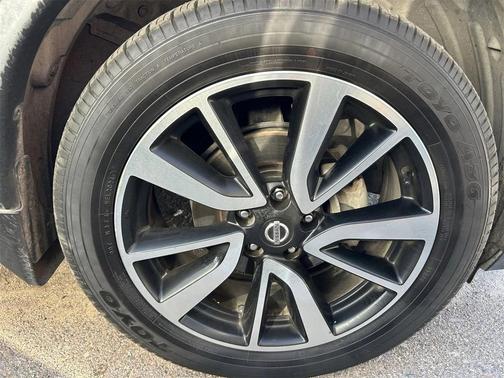 2018 Nissan Rogue SL