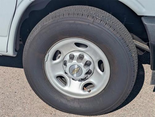 2025 Chevrolet Express 2500 RWD 2500 Extended Wheelbase WT