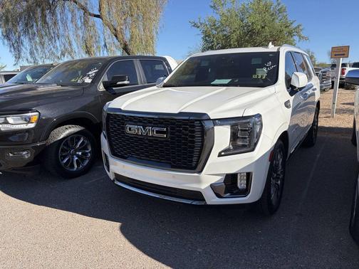 White Frost Tricoat 2023 GMC Yukon Denali Ultimate