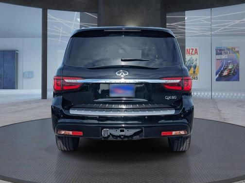 2021 INFINITI QX80 SENSORY