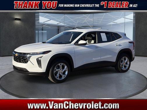 Summit White 2025 Chevrolet Trax LS