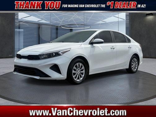 Clear White 2023 Kia Forte LX