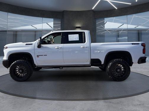 Summit White 2025 Chevrolet Silverado 2500 LTZ