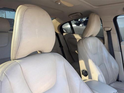 2013 Volvo S60 T5 Premier