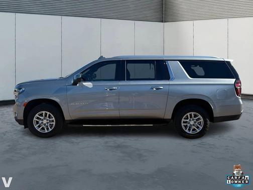2024 Chevrolet Suburban LT