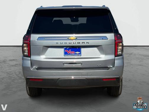 2024 Chevrolet Suburban LT
