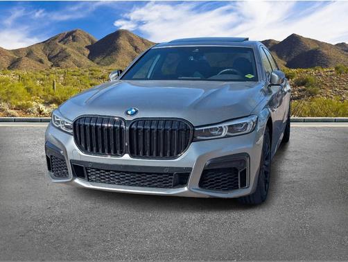 2020 BMW 740 740i