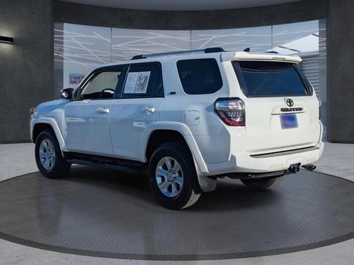 2021 Toyota 4Runner SR5