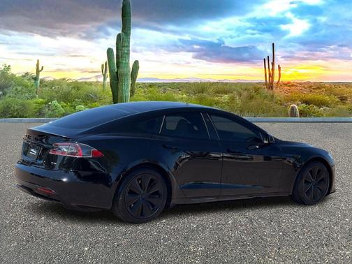 Solid Black 2021 Tesla Model S Plaid