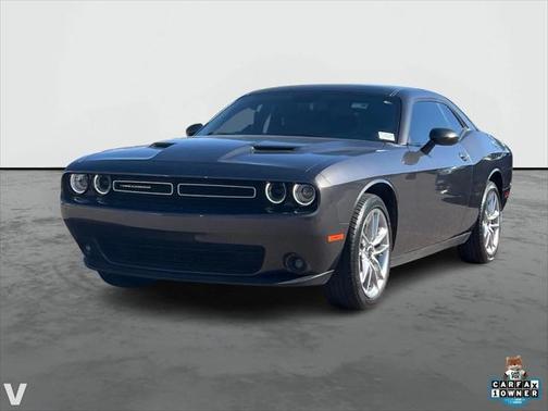 2022 Dodge Challenger SXT