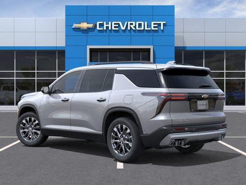 Sterling Gray Metallic 2026 Chevrolet Traverse LT
