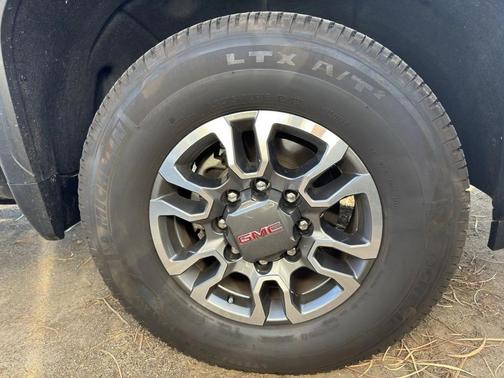 2025 GMC Sierra 3500 SLE