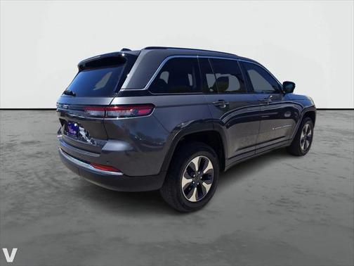 2022 Jeep Grand Cherokee 4xe Base