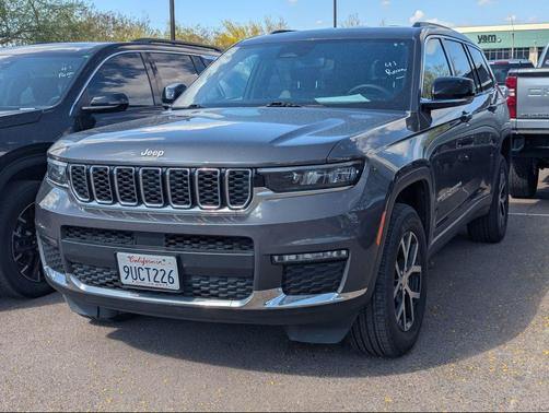 Baltic Gray Metallic Clearcoat 2024 Jeep Grand Cherokee L Limited