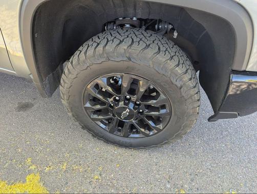 Sterling Gray Metallic 2025 Chevrolet Silverado 2500 LTZ