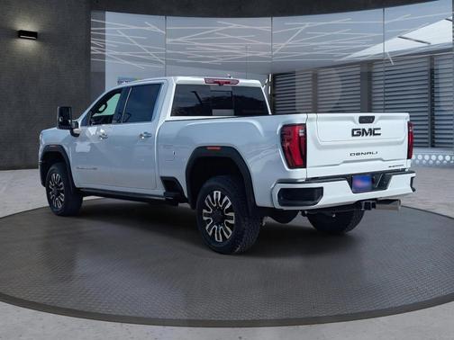 2025 GMC Sierra 2500 Denali Ultimate