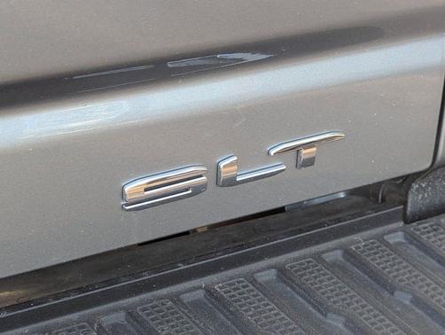 2024 GMC Sierra 2500 SLT