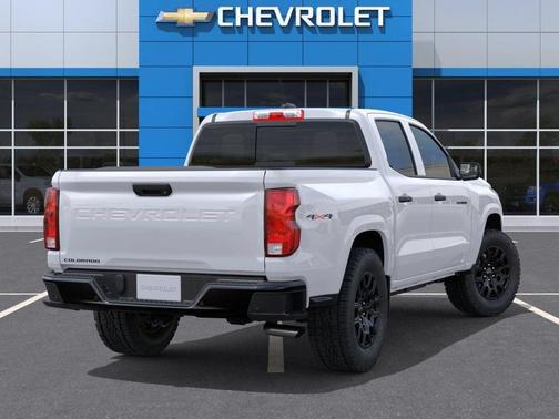 Summit White 2026 Chevrolet Colorado WT