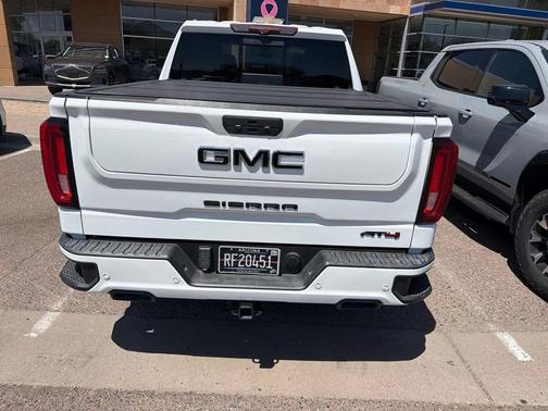 Summit White 2021 GMC Sierra 1500 AT4