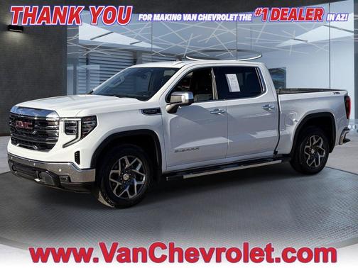Summit White 2024 GMC Sierra 1500 SLT
