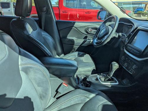 2018 Jeep Cherokee Latitude Plus