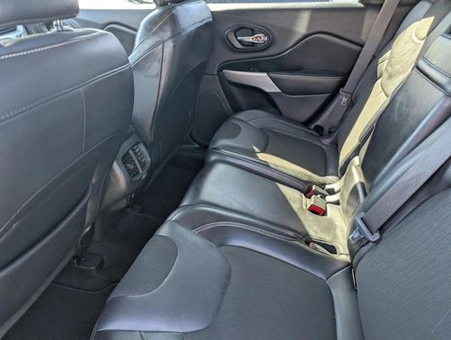 2018 Jeep Cherokee Latitude Plus