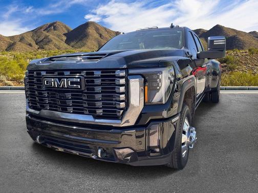 Onyx Black 2024 GMC Sierra 3500 Denali