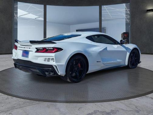 2024 Chevrolet Corvette E-Ray RWD Coupe 2LZ