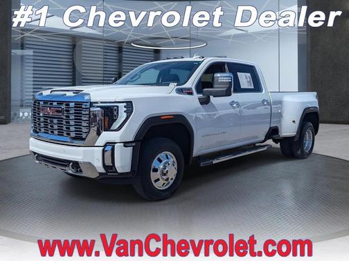 2025 GMC Sierra 3500 Denali