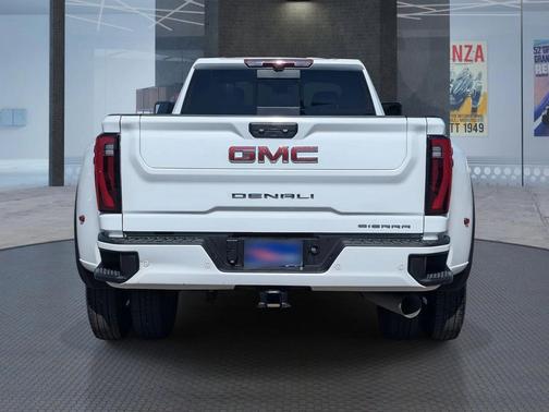 2025 GMC Sierra 3500 Denali