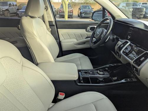 2023 Kia Sorento Plug-In Hybrid SX Prestige